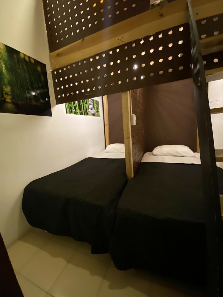 Фото Roomies Hostel Centro Medico