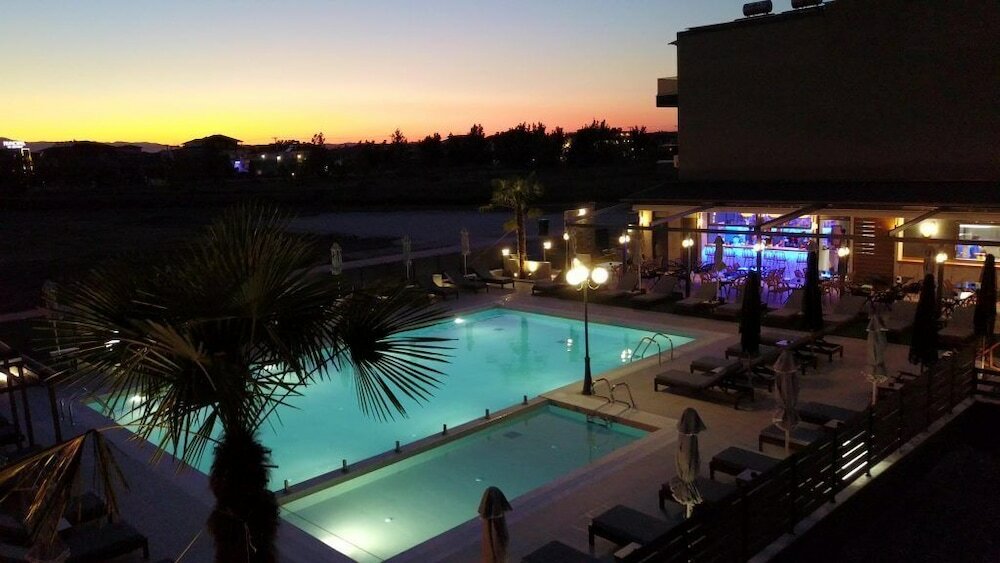 Фото Asteras Studios