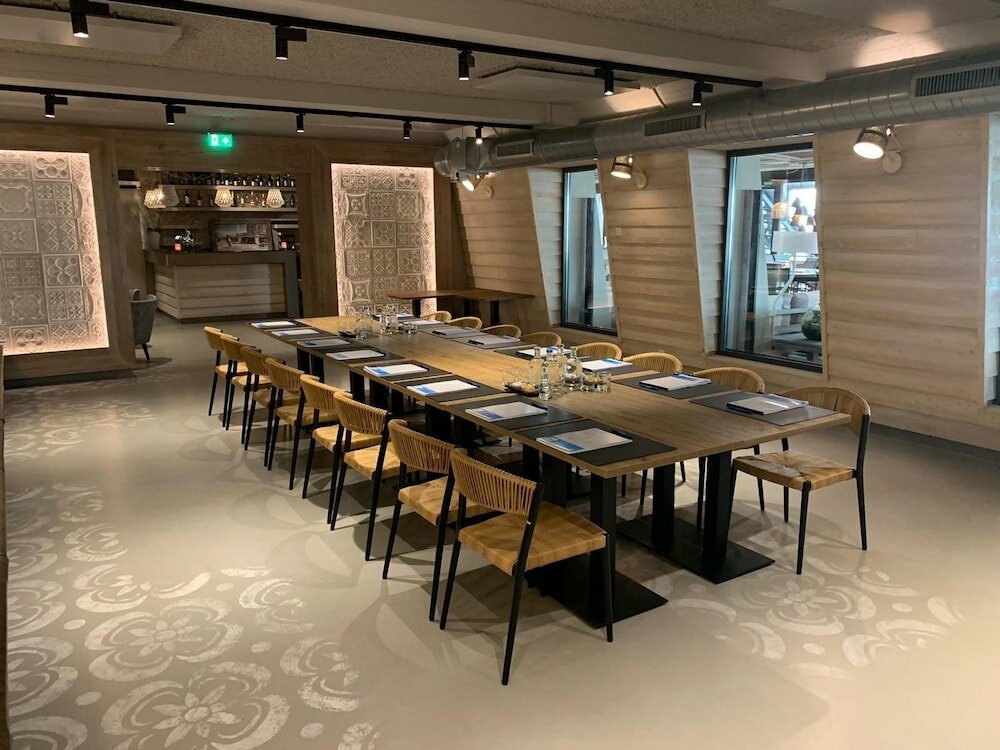 Фото Zandpaviljoen Pier 7