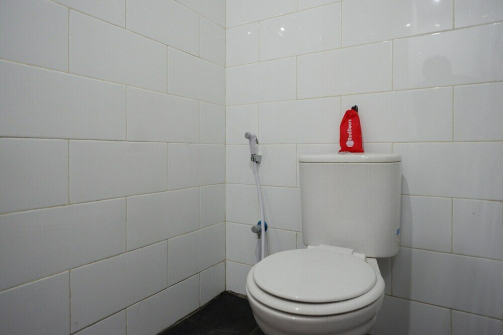 Фото RedDoorz Syariah @ Jalan Sultan Agung Tegal