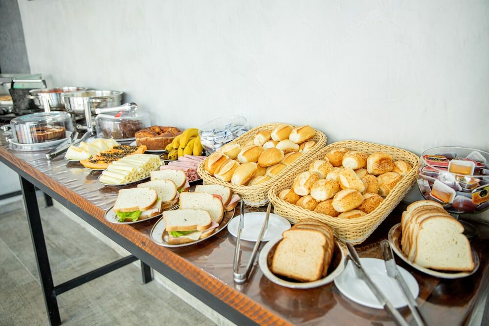 Фото Cadiz Pousada e Lazer