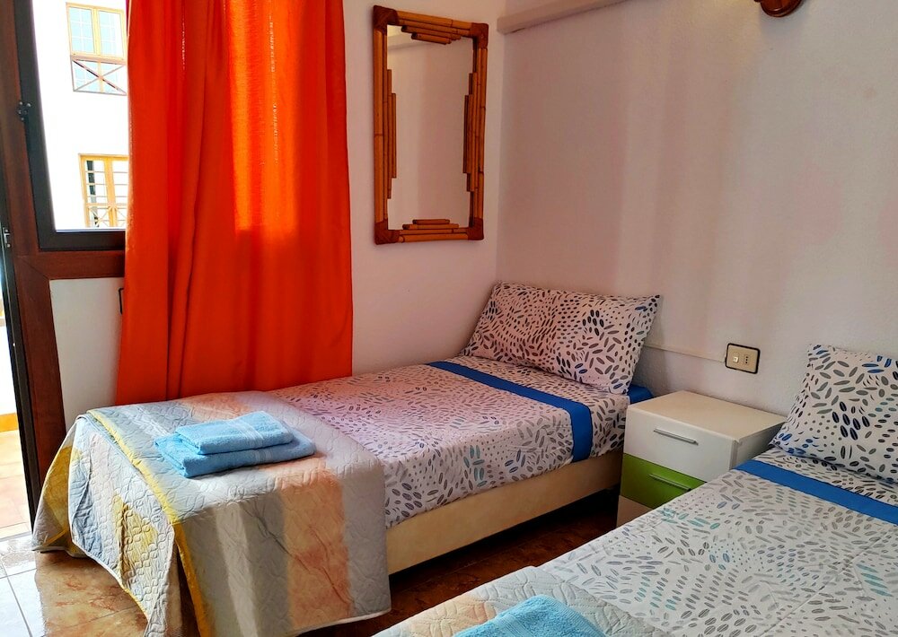 Фото Pool View Los Cristianos by HelloApartments