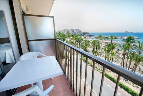 Гостиница Hotel Montemar Benidorm в Бенидорме