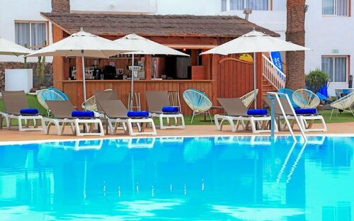 Внешний вид отеля Labranda Corralejo Village - All Inclusive в Ла-Оливе, фото 4
