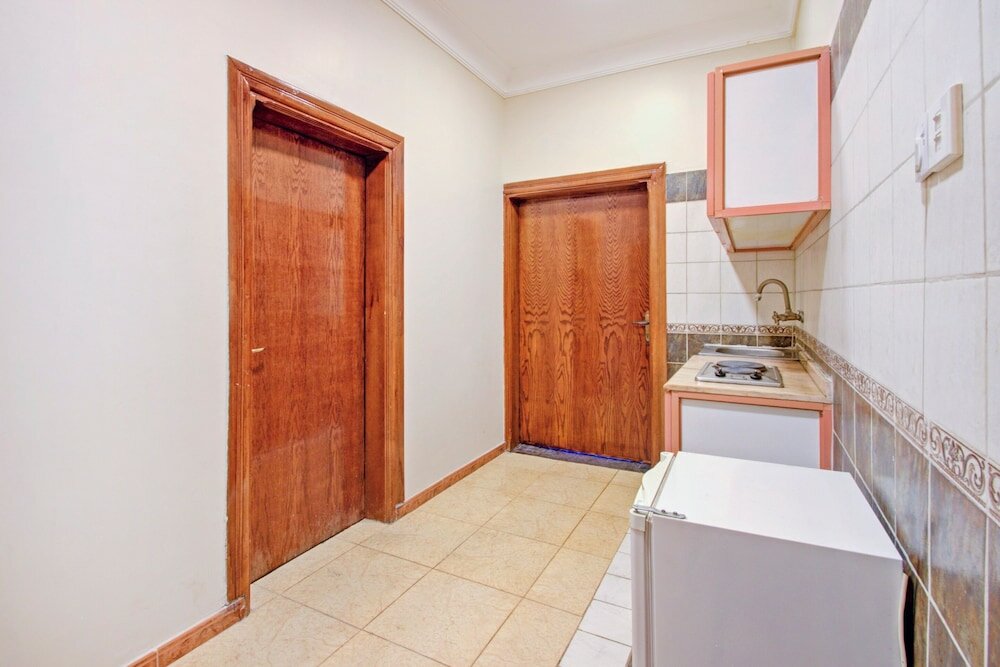 Фото Oyo 595 Aali For Residental Units