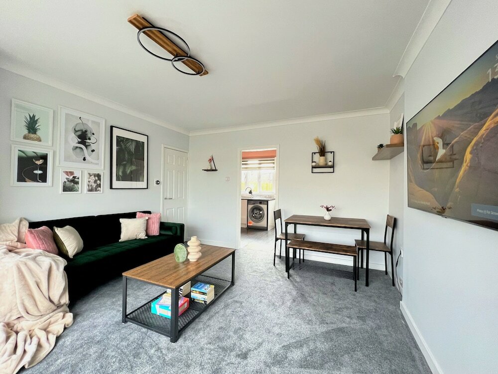 Фото Quirky Family Home in Glasgow