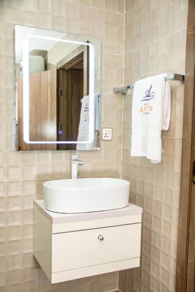 Фото Adun Suites