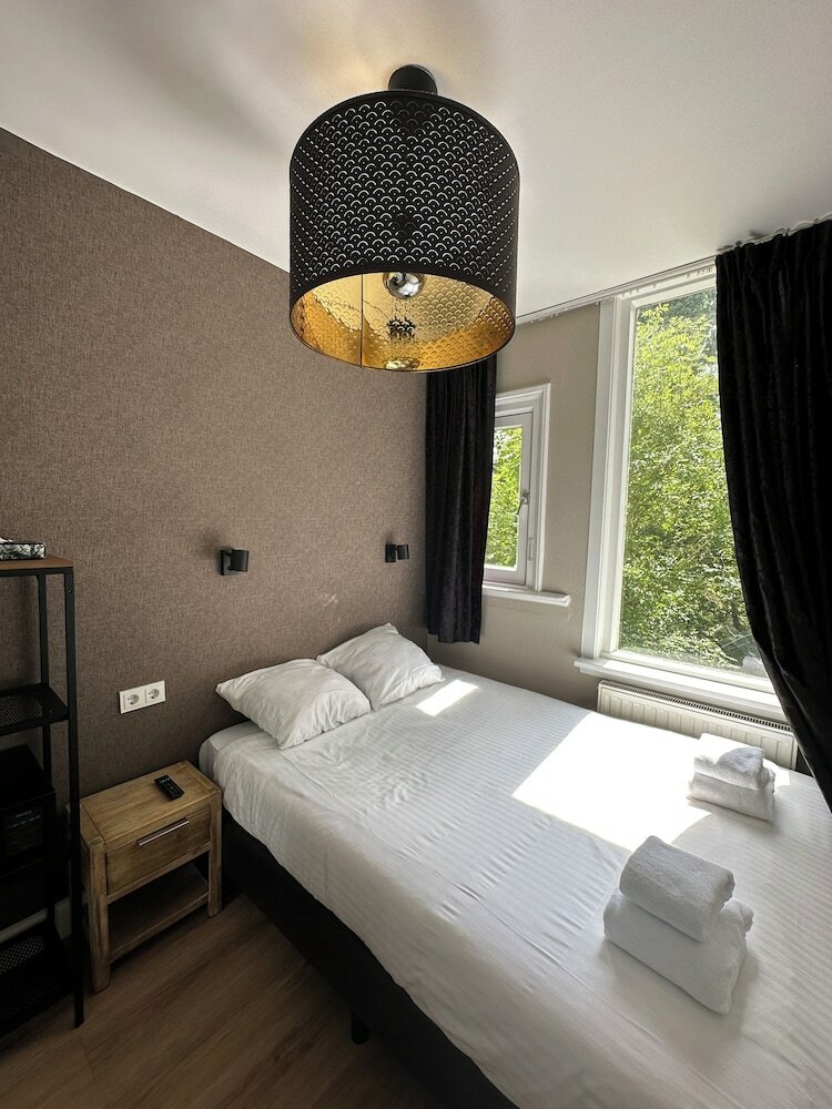 Фото Hotel Vondel Garden