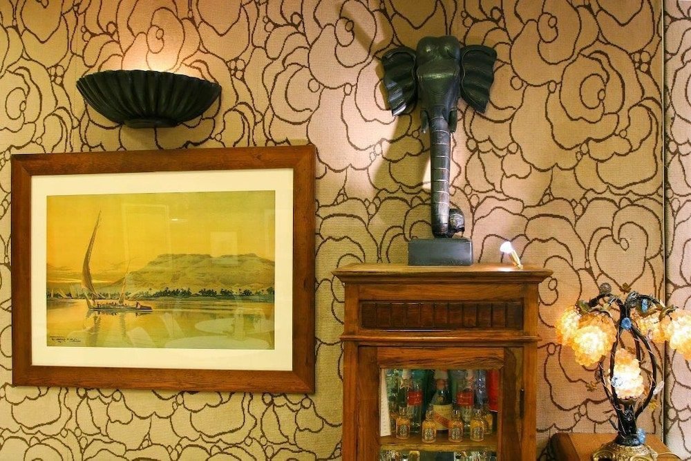 Фото Hotel De Suez