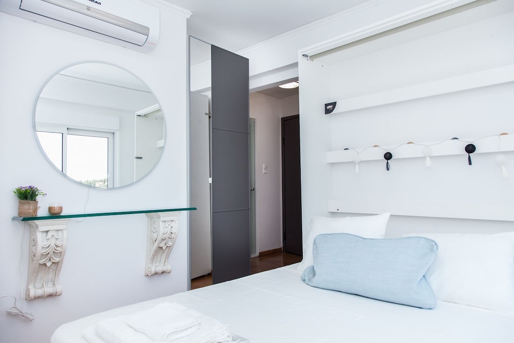 Фото Penthouse in center of Athens with View