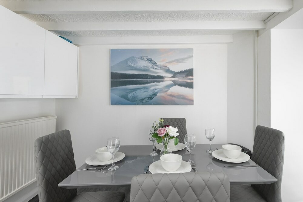 Фото Skyvillion East Finchley London 2bedroom