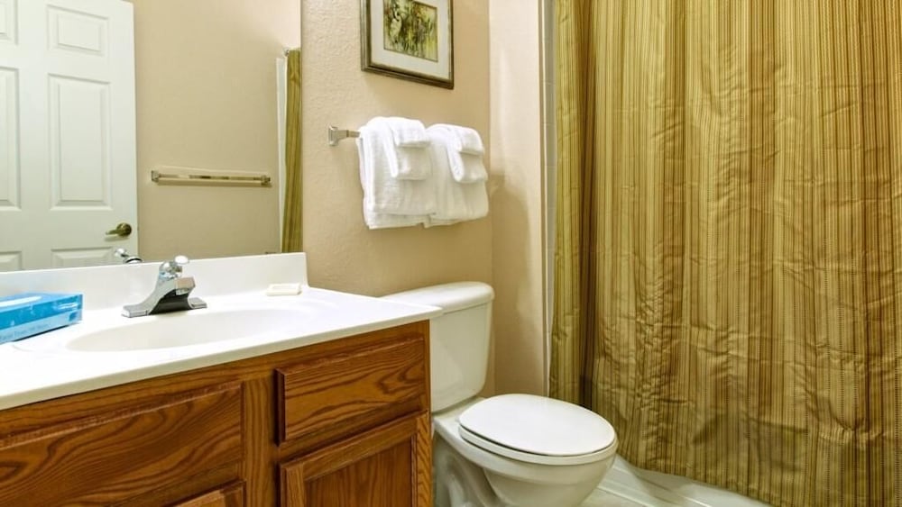 Фото Regina's Villas at Seven Dwarfs Townhome