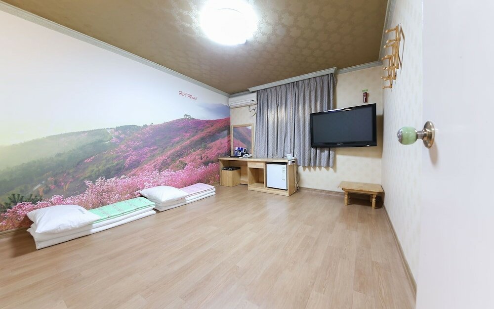 Фото Yeosu Hakdong Hill