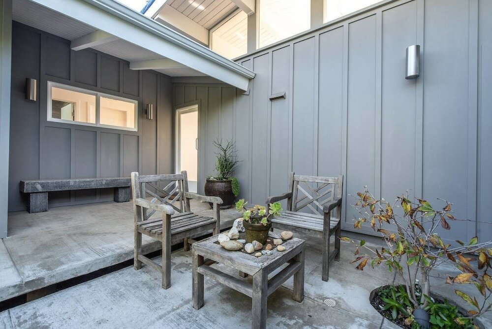 Фото Beautifully Designed Palos Verdes Villa w Private Beach and Stunning Views