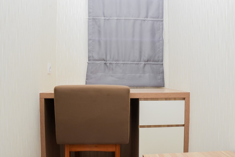 Фото Comfort And Homey 2Br At Springlake Apartment Bekasi