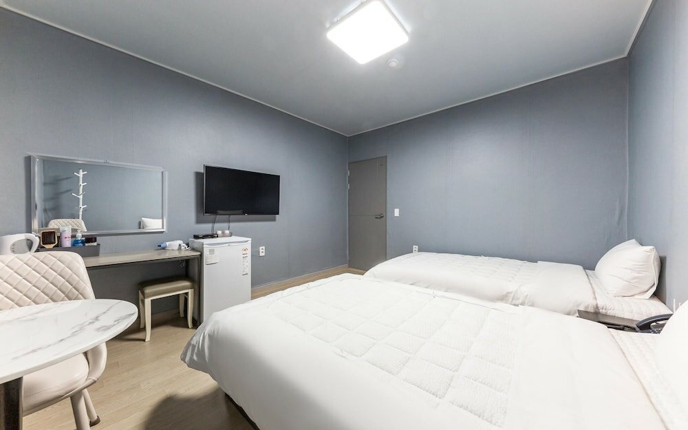 Фото Yeosu Rivera Hotel