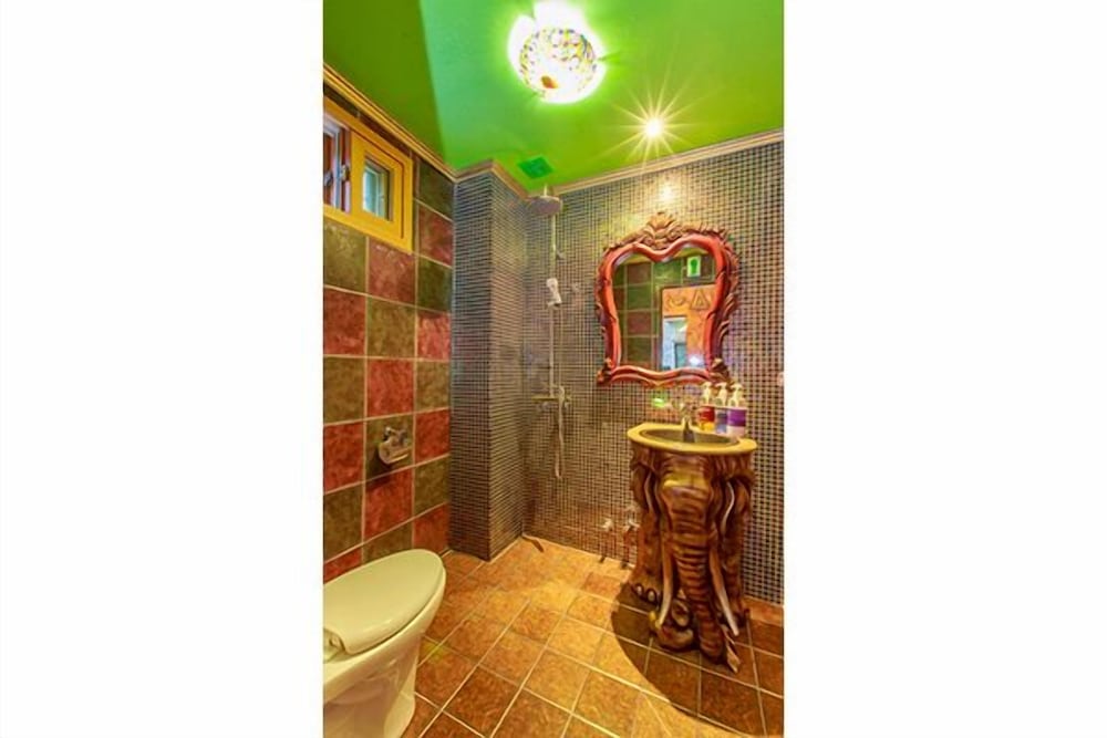 Фото Yeonggwang Chezlee Pension