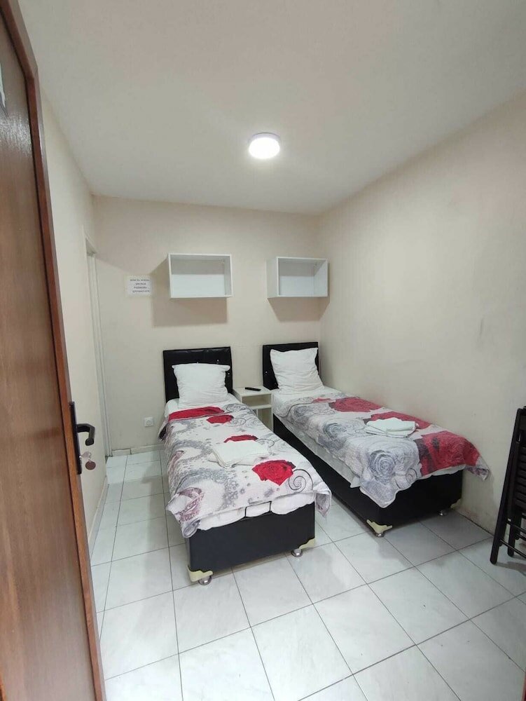 Фото Rent Appart - La Garenne Colombes