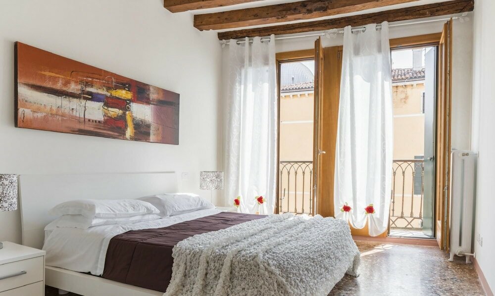 Фото Accademia Charm 3 by Wonderful Italy