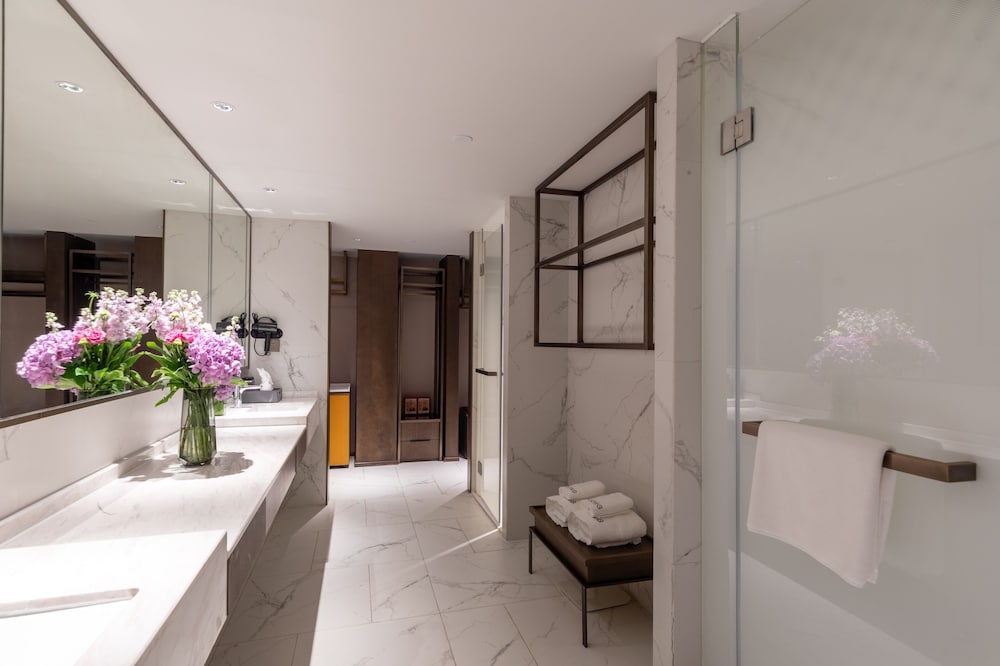 Фото Imperial Traders Elong Hotel