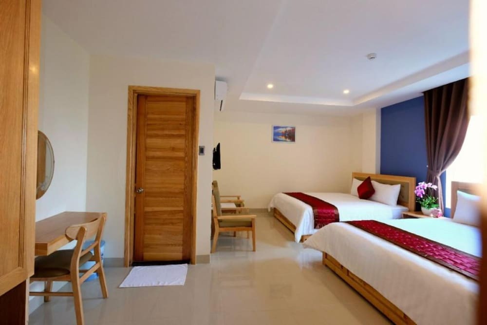 Фото Marigold Hotel And Apartment Da Nang