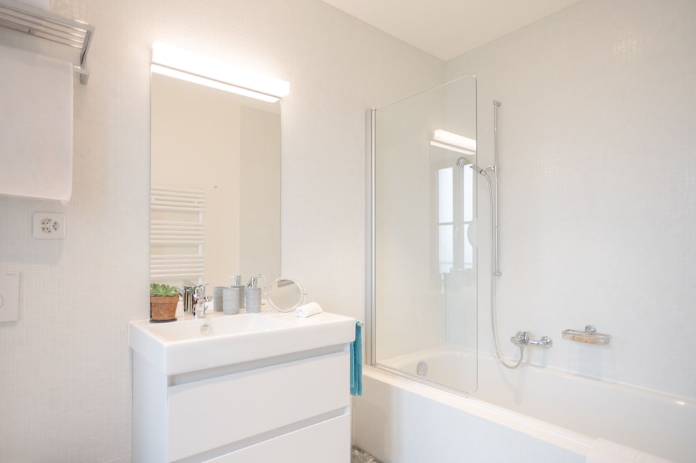 Фото Bigatt Hotel & Restaurant