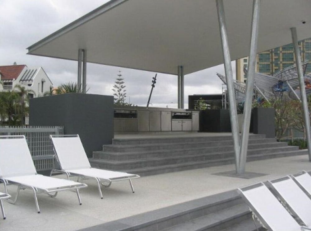 Фото Sky Point Tower - Private Apartments