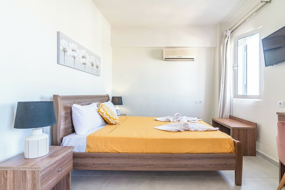 Фото Asterion Luxury Studios Airport