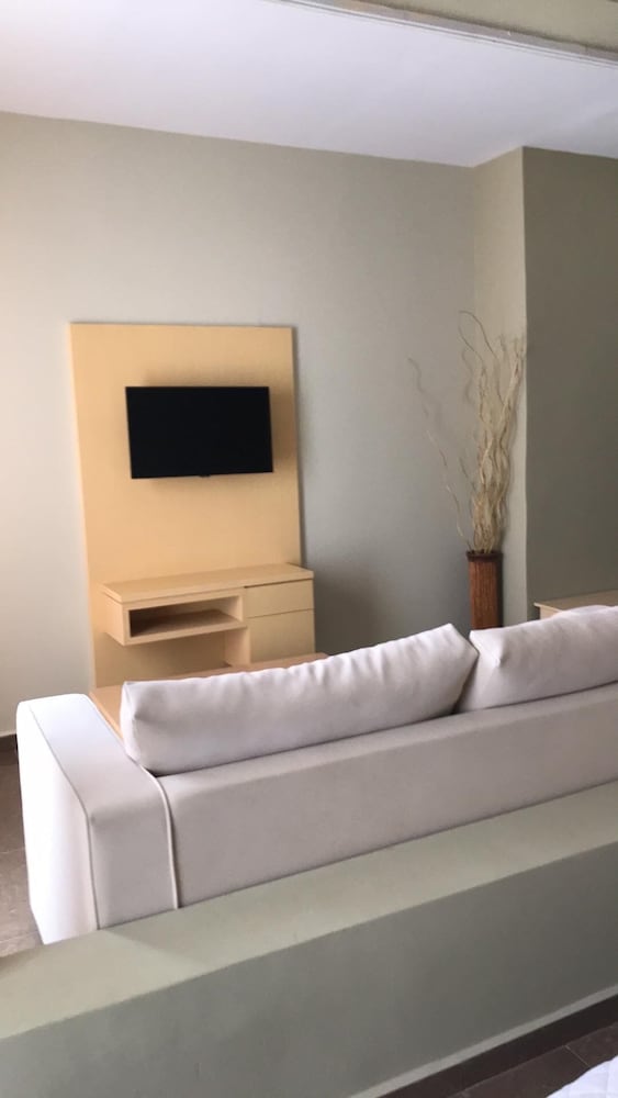 Фото Massouri Beach Hotel