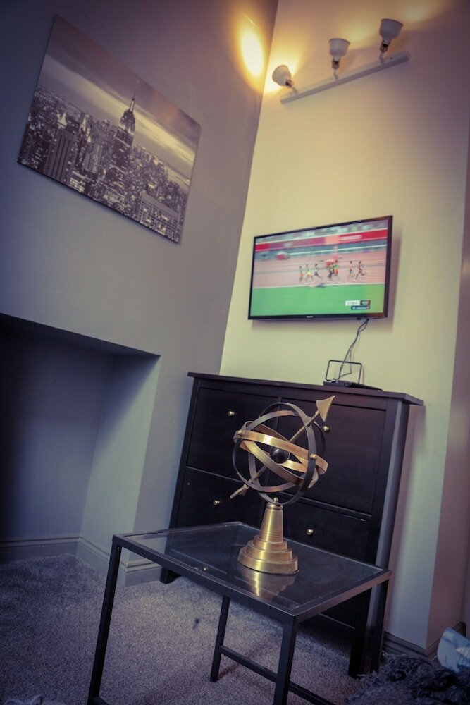 Фото Warren st Apt