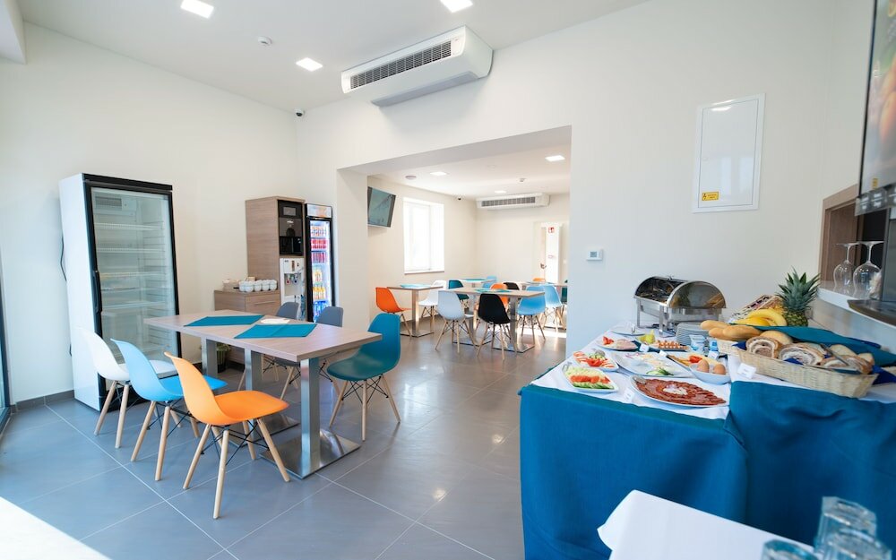 Фото Hotel Szeghalom