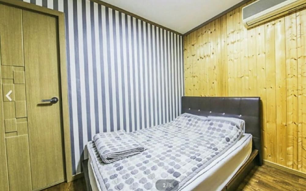 Фото Yeosu Dolsan Healing Pension