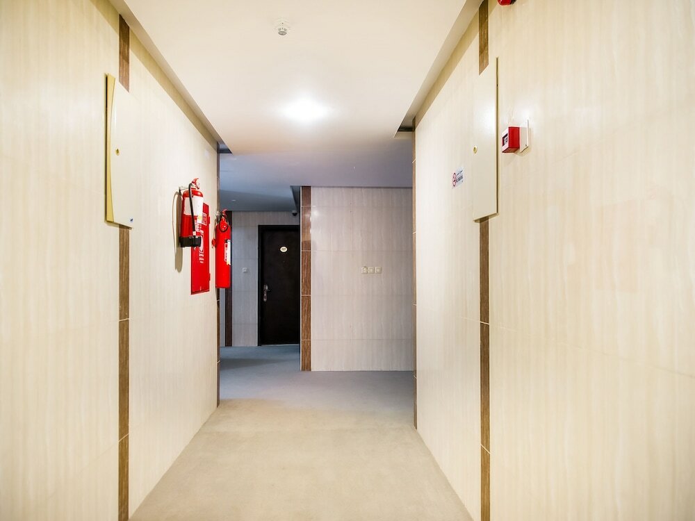 Фото Oyo 525 Rose Plaza1