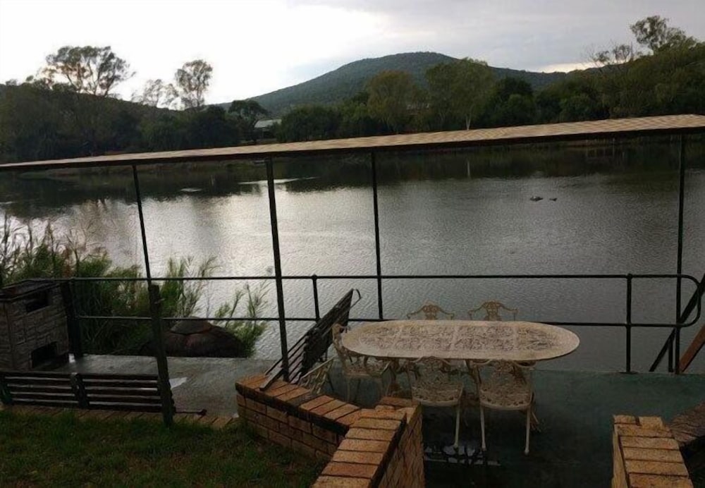 Фото Smilin Thru Resort