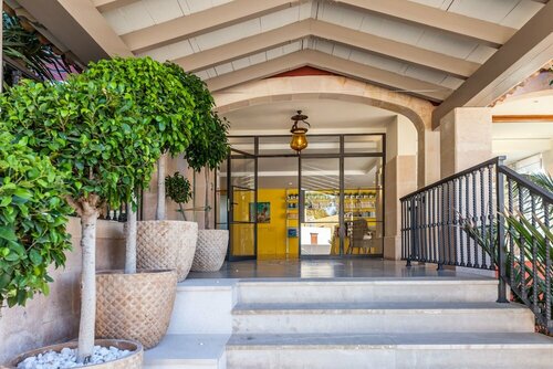 Внешний вид отеля Hotel Cala Sant Vicenç - Adults Only + 16 в Пойенсе, фото 5