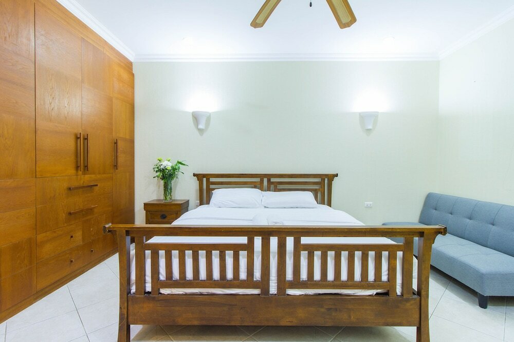 Фото Majestice Pool Villa 4 Bedrooms