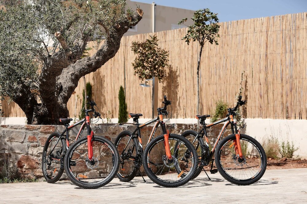 Фото Volta Suites and Villas