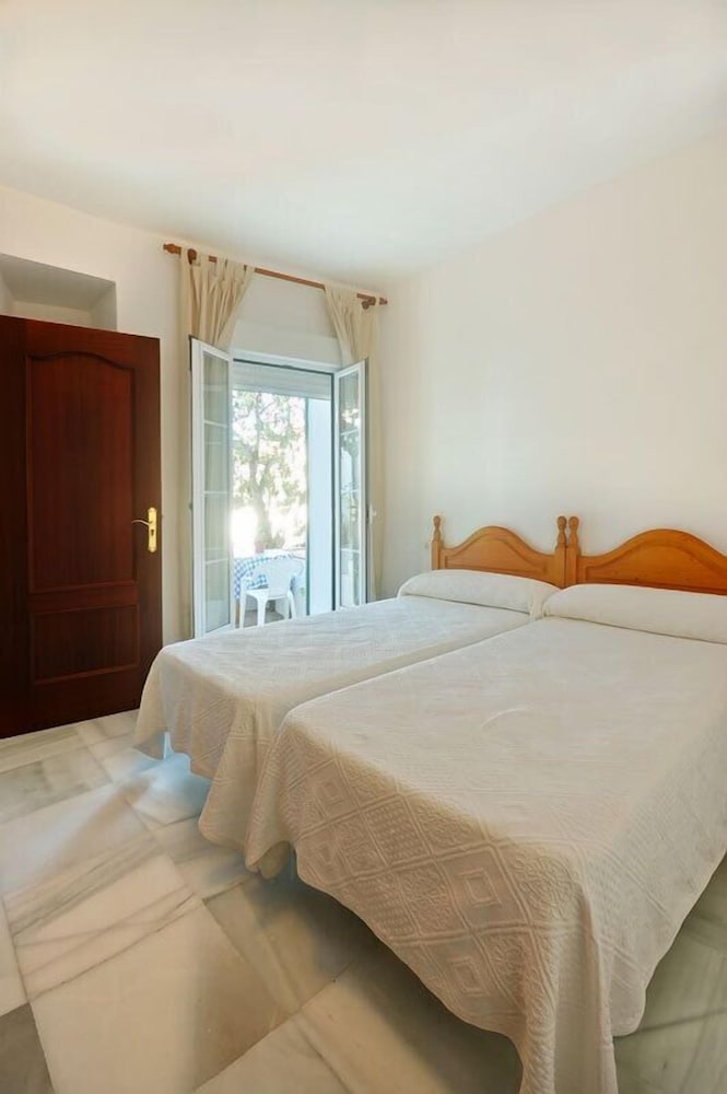 Фото Hostal La Posada de Conil