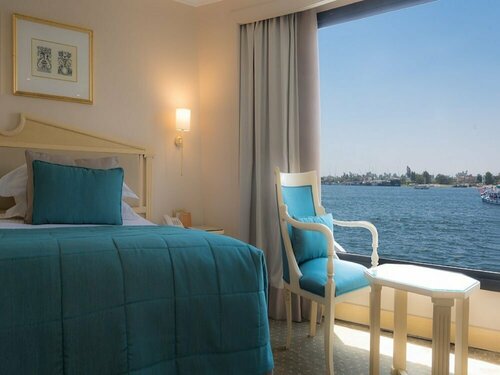 Гостиница Jaz Monarch Nile Cruise - Every Monday from Luxor for 07 and 04 Nights - Every Friday From Aswan for 03 Nights в Луксоре