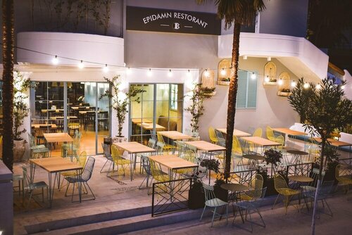 Гостиница Illyrian Boutique Hotel в Саранде