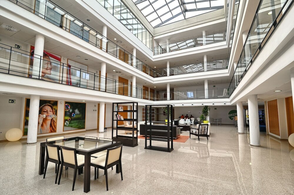 Фото Villa Alojamiento y Congresos - Villa Universitaria