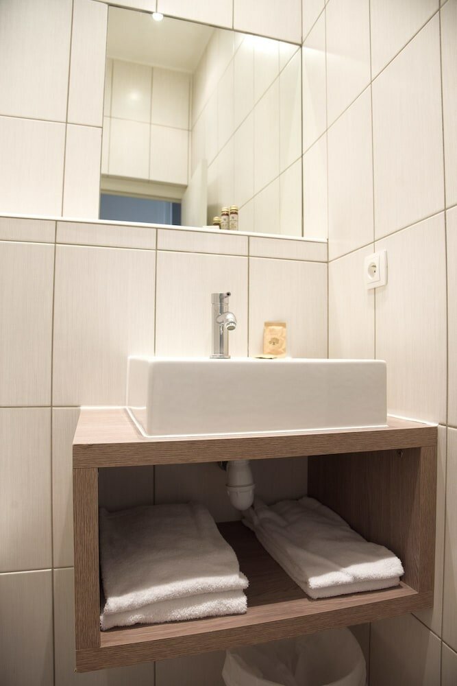 Фото Hotelo Lyon Charité