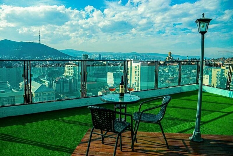 Отель Grand View в Тбилиси