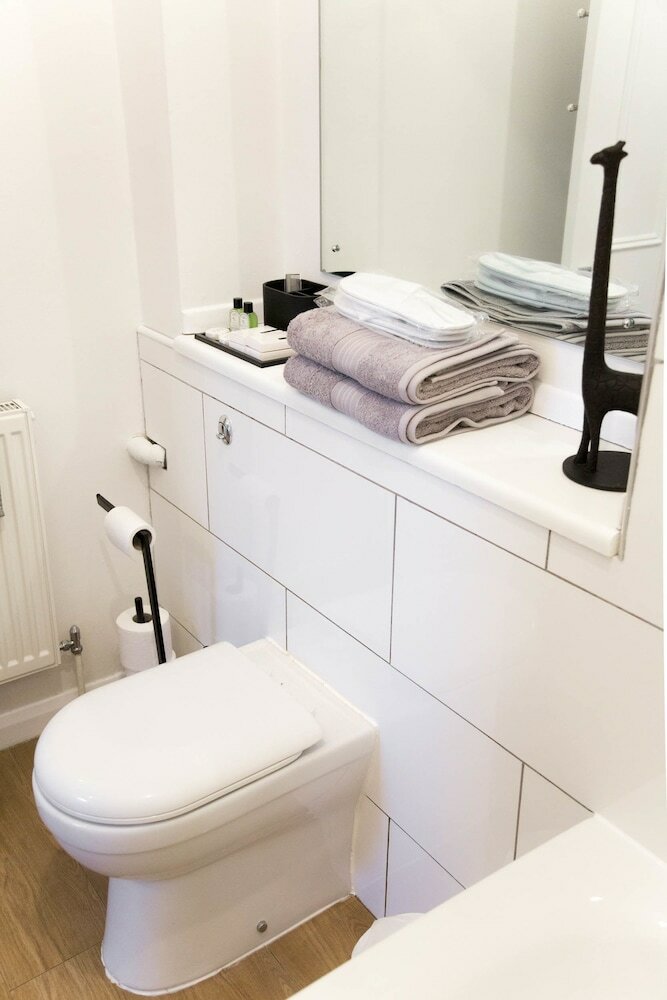 Фото Spacious Two Bed in Hackney