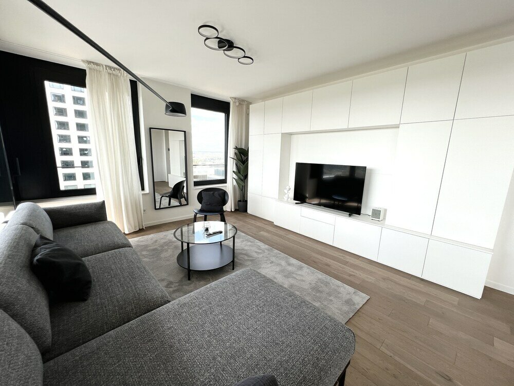 Фото Modern&Spacious Apt with Gym&Pool Id235