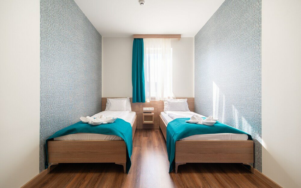 Фото Hotel Szeghalom