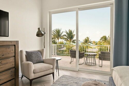 Гостиница Ocean Terraces Two Bedroom 2 в Нассау