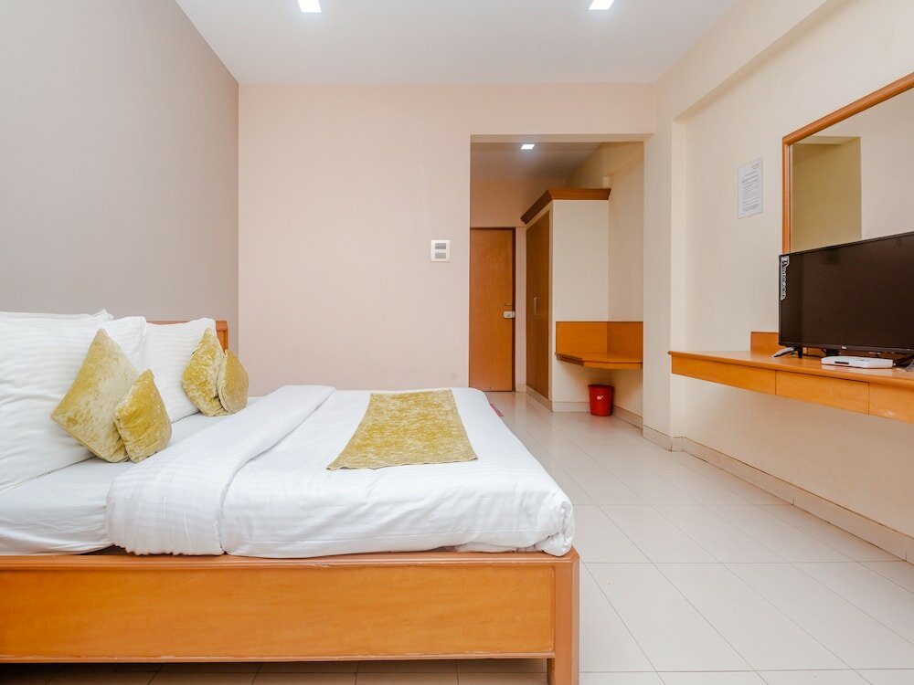Фото Tuliipstays - Hotel Ashok Bhiwandi