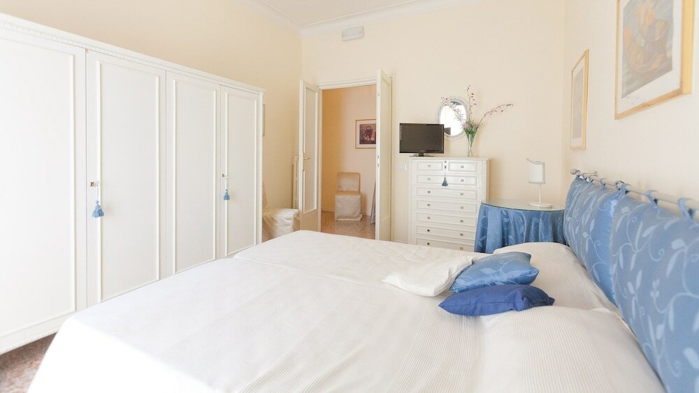 Фото Rental In Rome Vatican Vintage Apartment