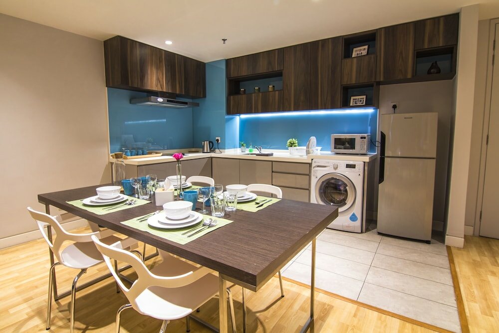 Фото D'majestic Place by Homes Asian 4